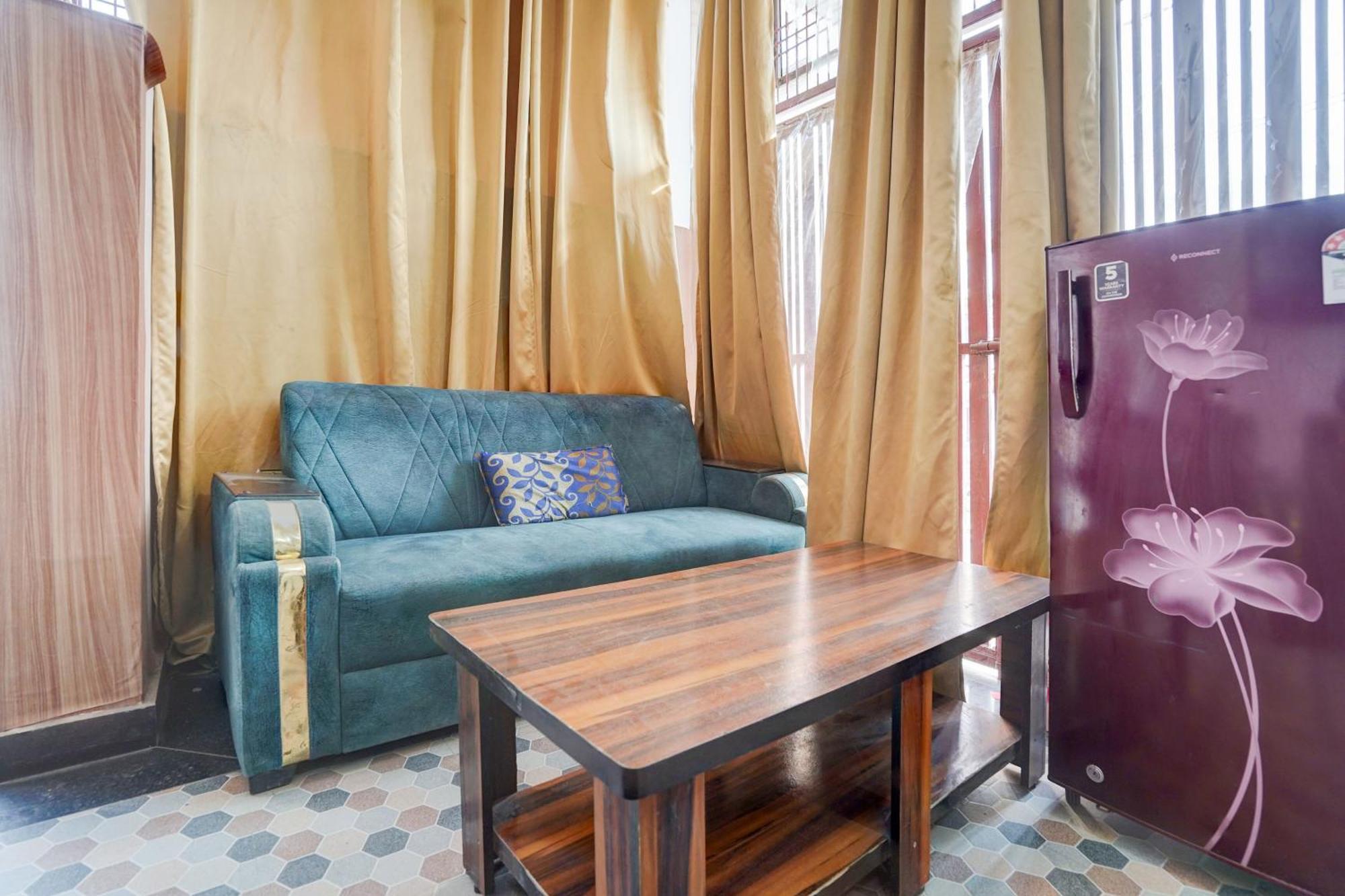 Hotel O Ramdut Palace Guest House Faizabad Exterior photo